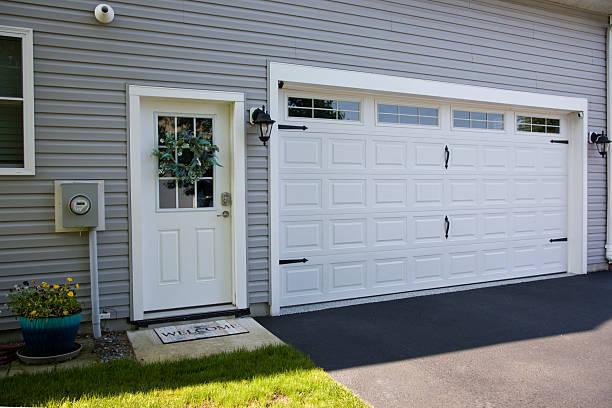 24/7 Emergency Garage Door Roller Replacement experts in Sherman County County, NE
